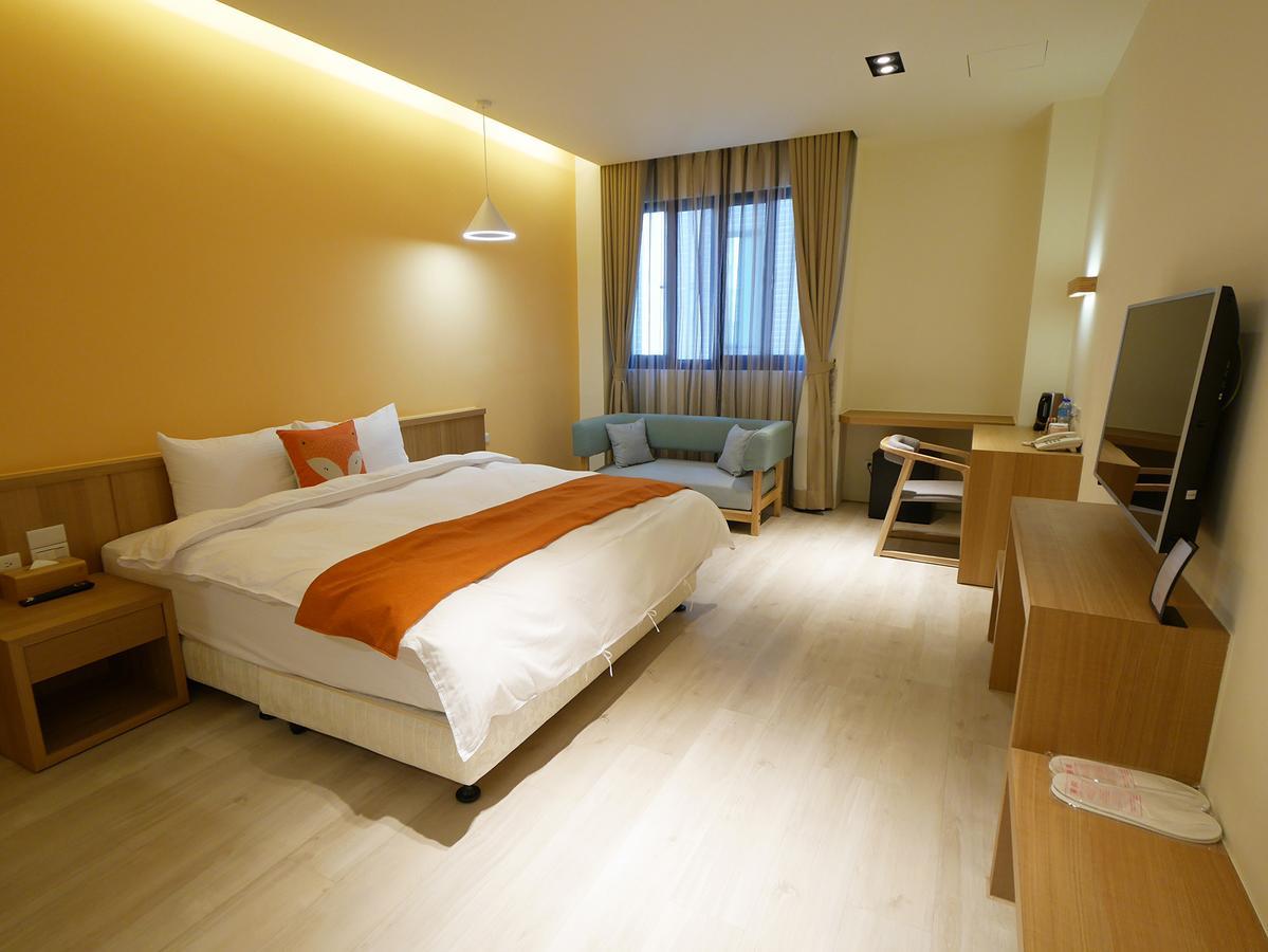 See Moon Homestay Юйчи Экстерьер фото