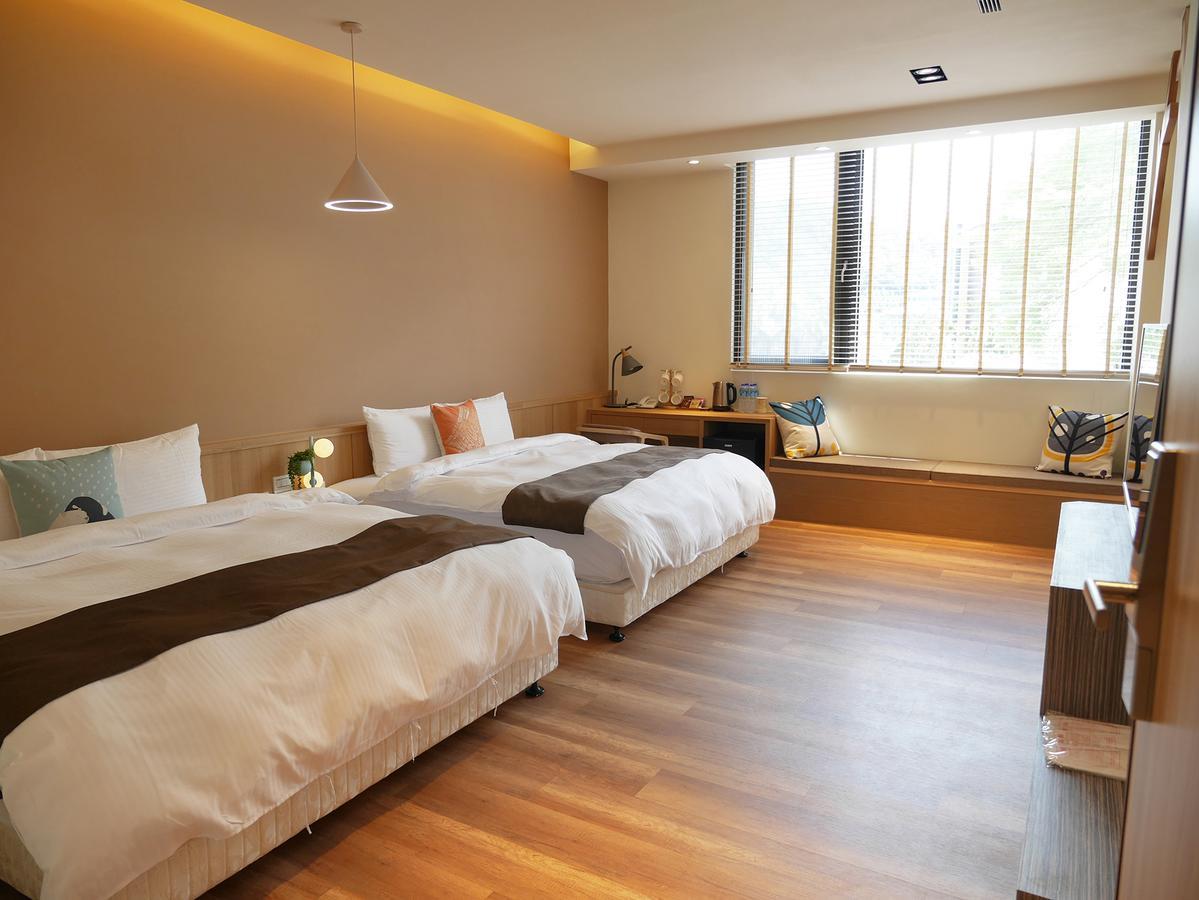 See Moon Homestay Юйчи Экстерьер фото